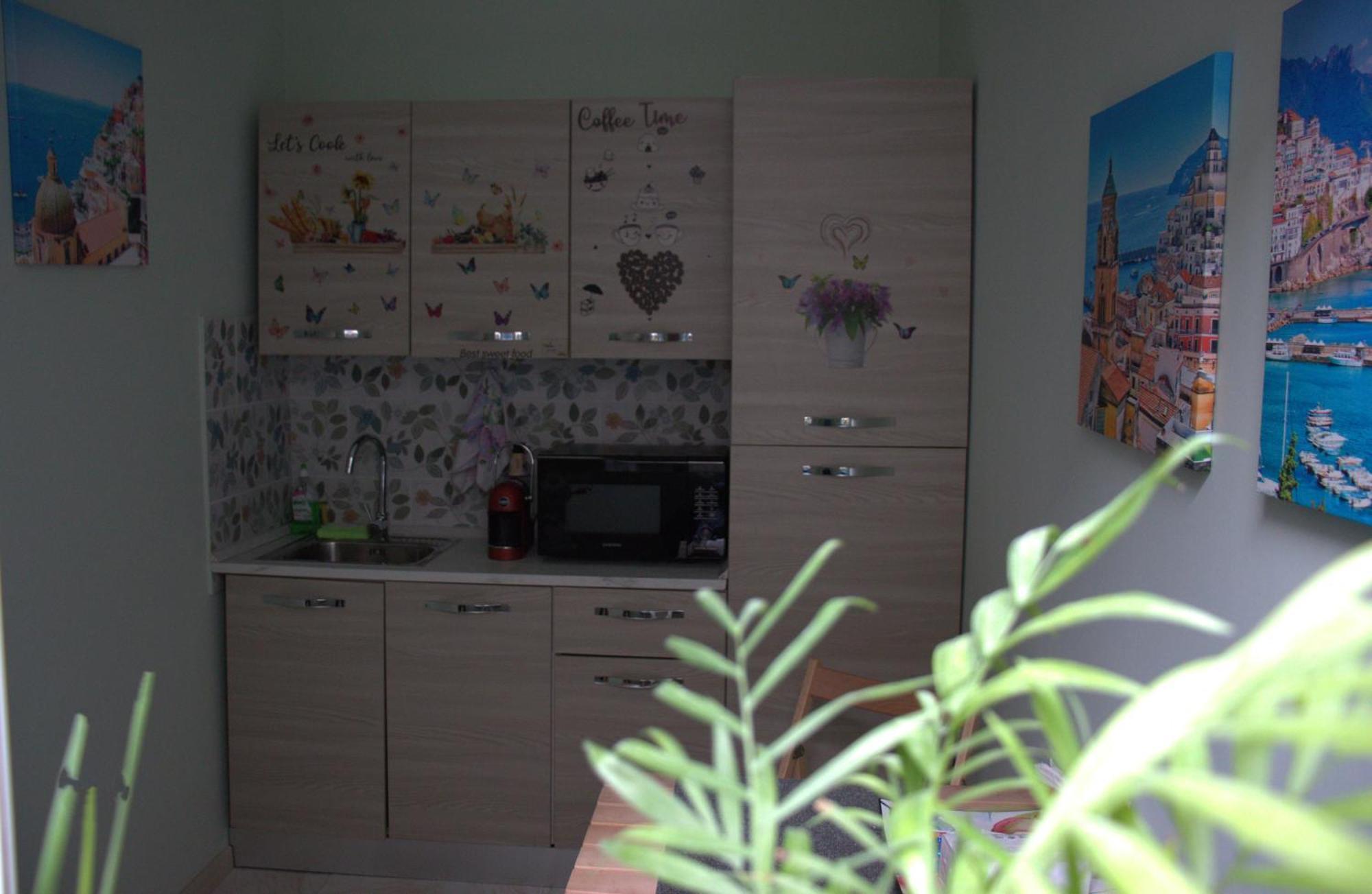 Viktoria Apartment Бари Экстерьер фото