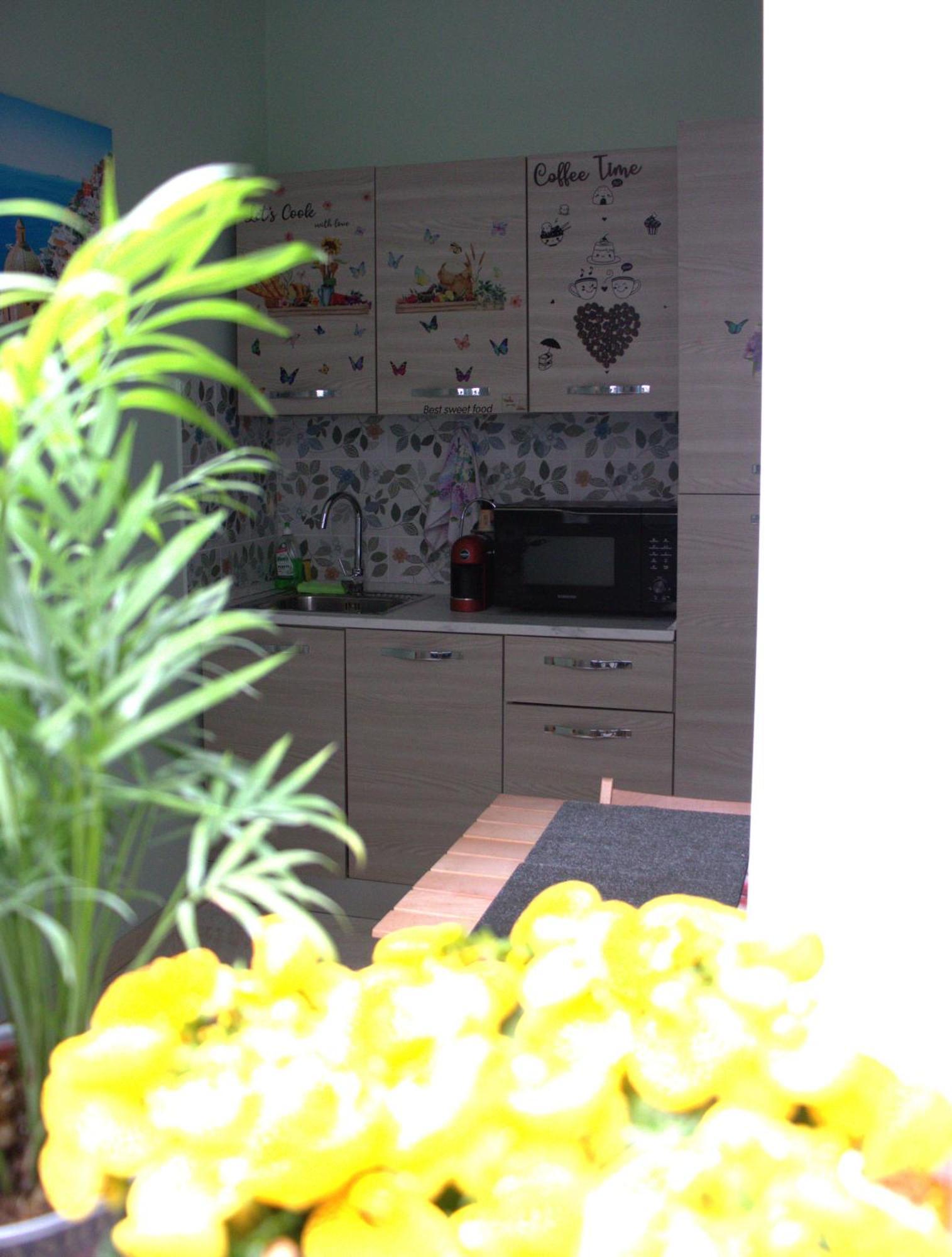 Viktoria Apartment Бари Экстерьер фото